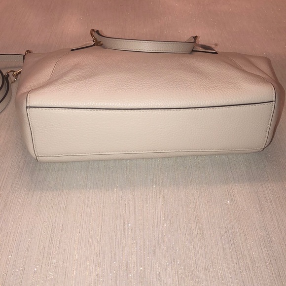 White Coach Kelsey Crossbody Satchel - Picture 4 of 6